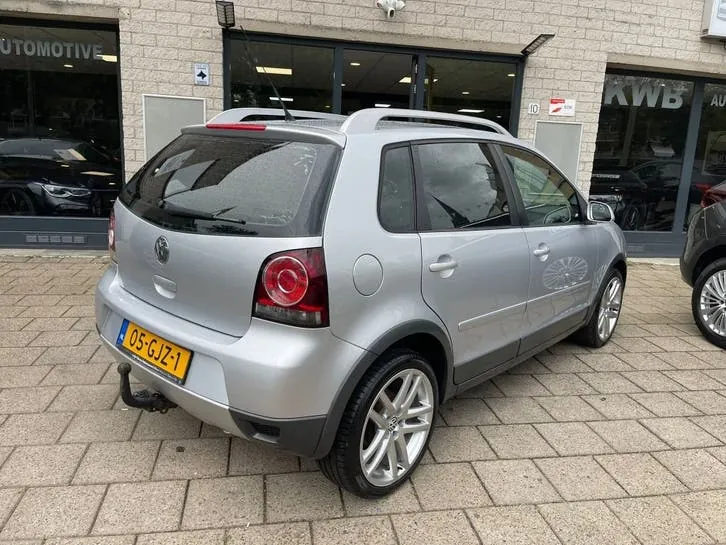 Volkswagen Polo 2008 photo 3