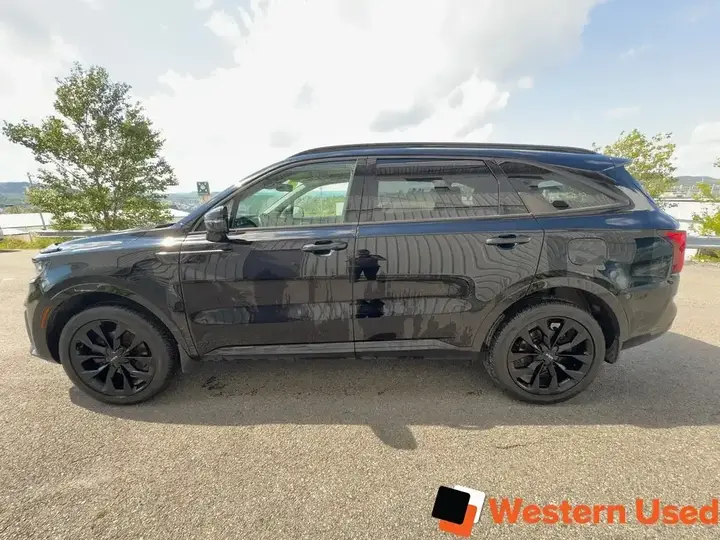 Kia Sorento 2023 photo 2