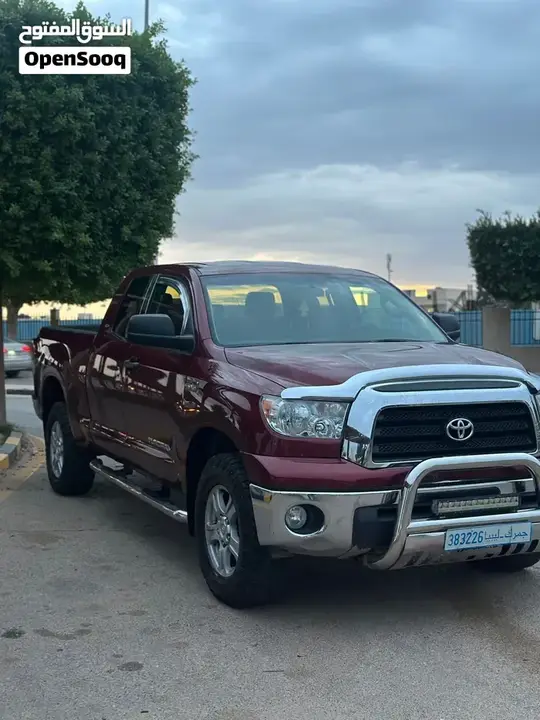 Toyota Tundra 2010 photo 2