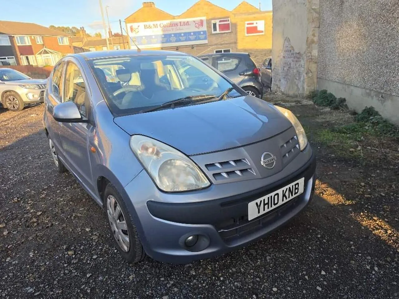 Nissan Pixo