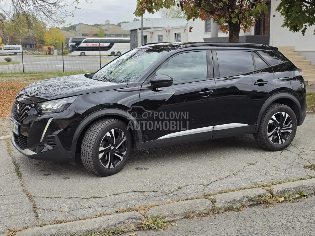 Peugeot 2008 2022 photo 4