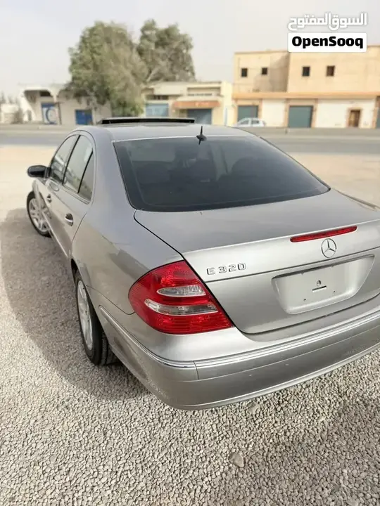 Mercedes-Benz E-Class 2004 photo 5