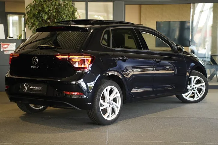 Volkswagen Polo 2023 photo 2