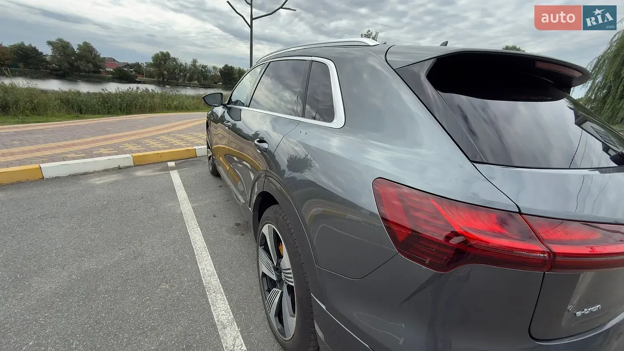 Audi E-Tron 2019 photo 4