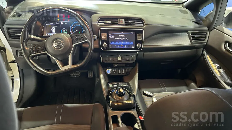 Nissan Leaf 2020 photo 4
