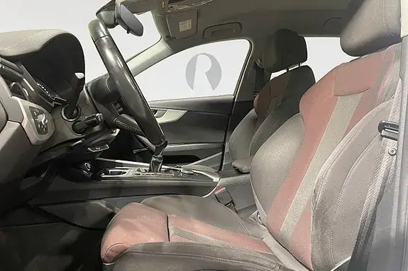 Audi A4 2018 photo 3