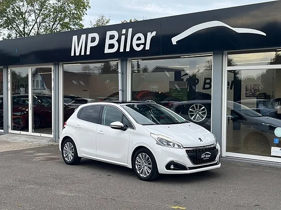 Peugeot 208 2018 photo 2