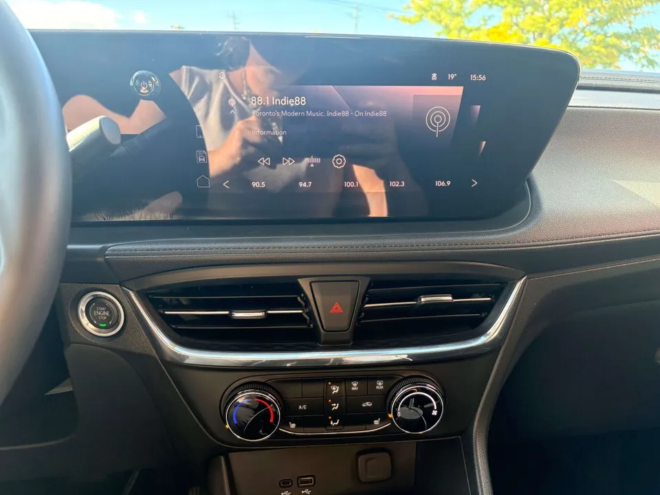 Buick Encore 2025 photo 4