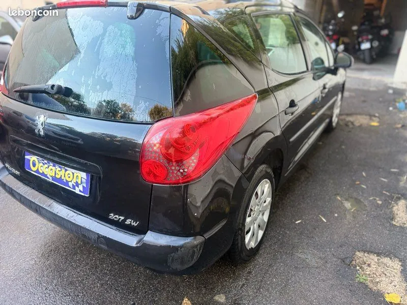 Peugeot 207 2008 photo 5