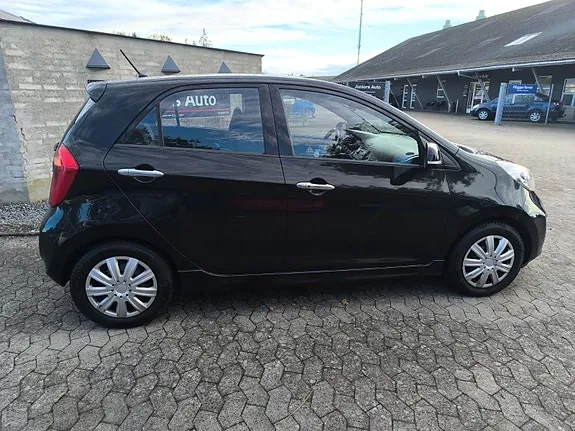 Kia Picanto 2012 photo 4