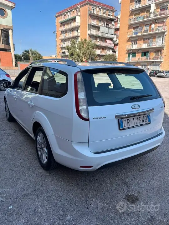 Ford Focus 2008 photo 4