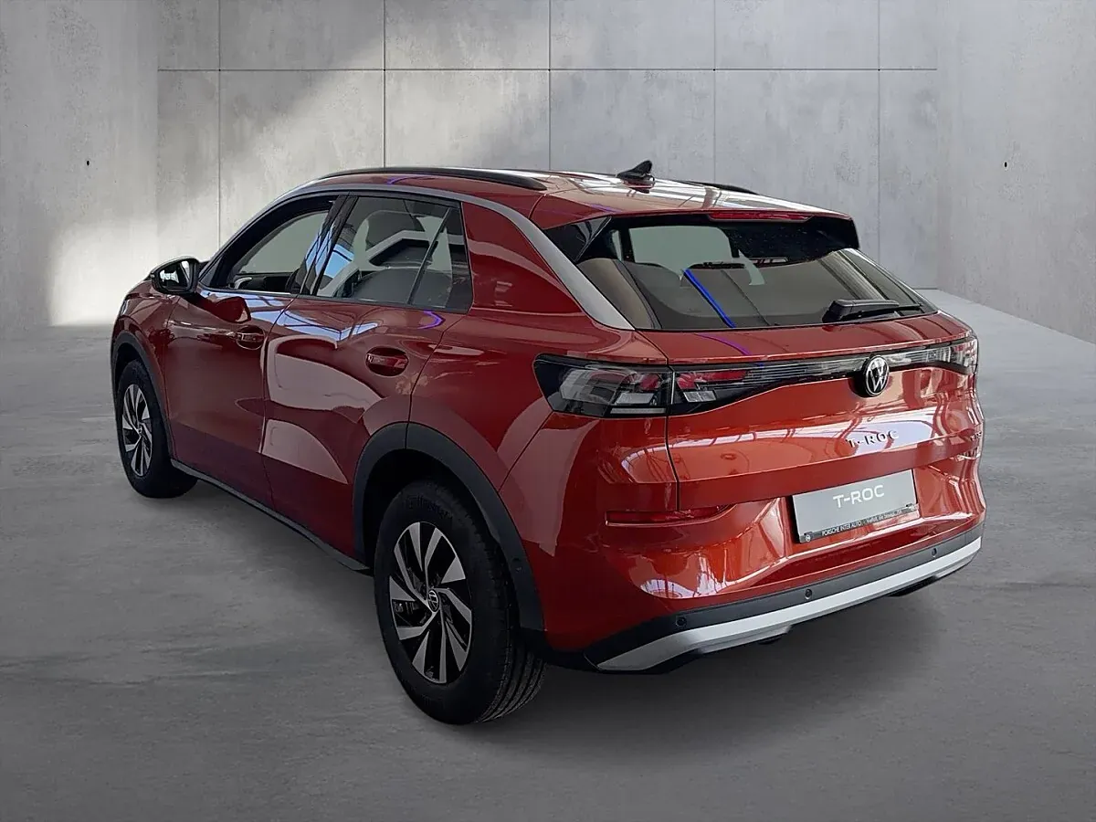 Volkswagen T-Roc 2026 photo 2