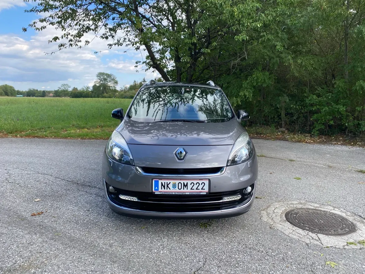 Renault Grand Scénic 2012 photo 3