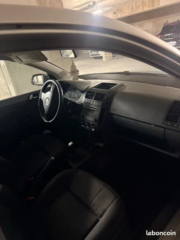 Volkswagen Polo 2007 photo 3