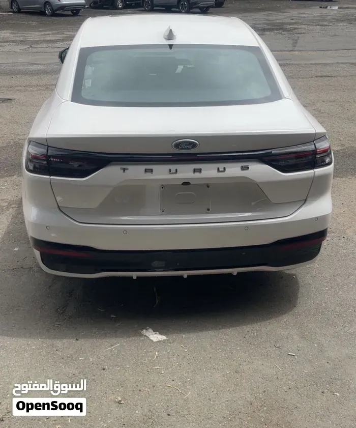Ford Taurus 2026 photo 4