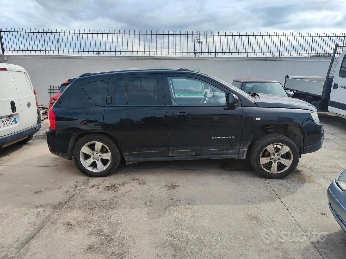 Jeep Compass 2012 photo 2