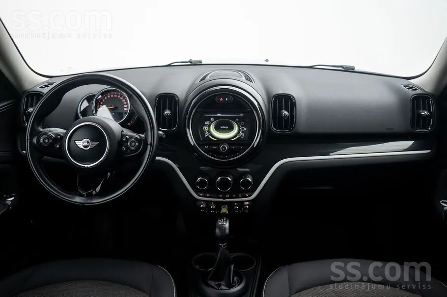 Mini Countryman 2017 photo 2