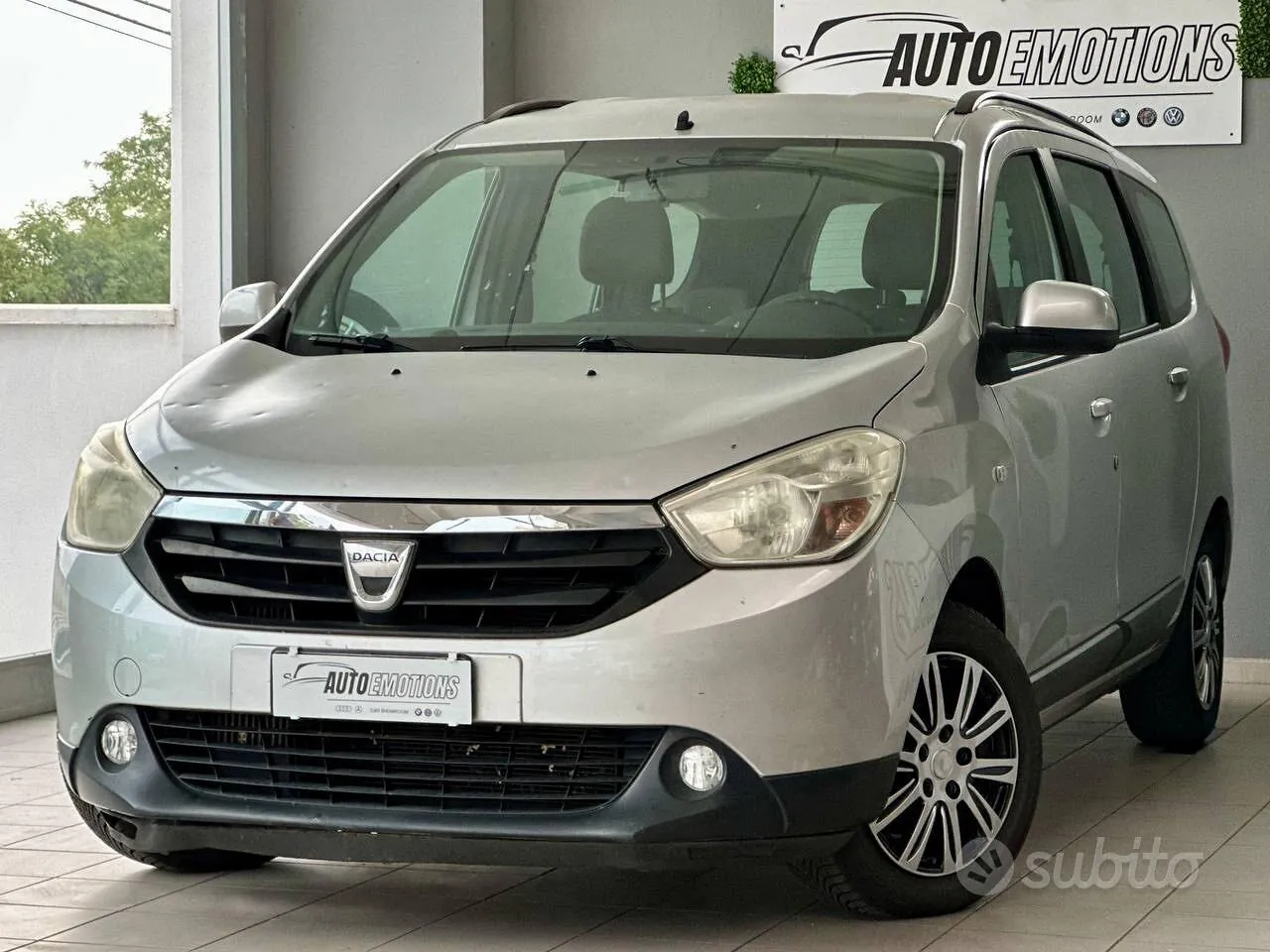 Dacia Lodgy 2013 photo 3