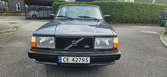 Volvo 240 1989 photo 5