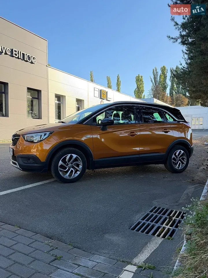 Opel Crossland X 2019 photo 2