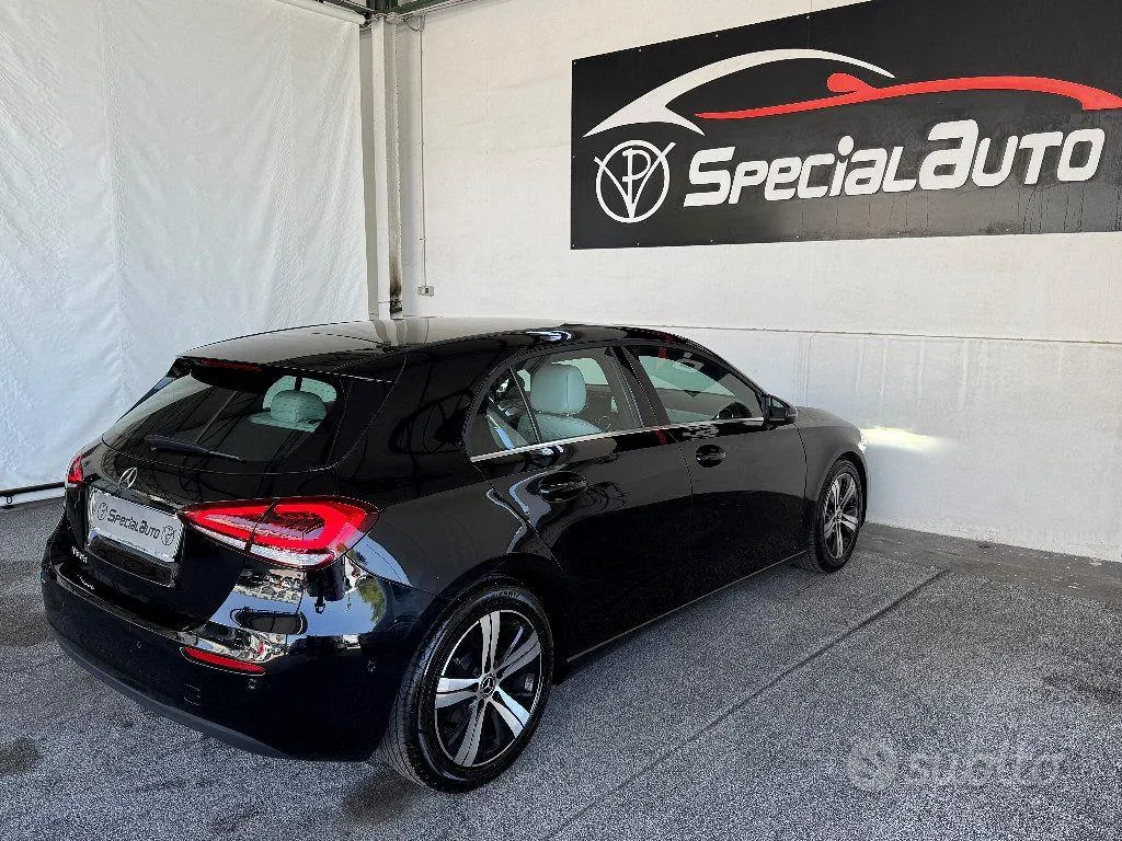Mercedes-Benz A 180 2018 photo 5