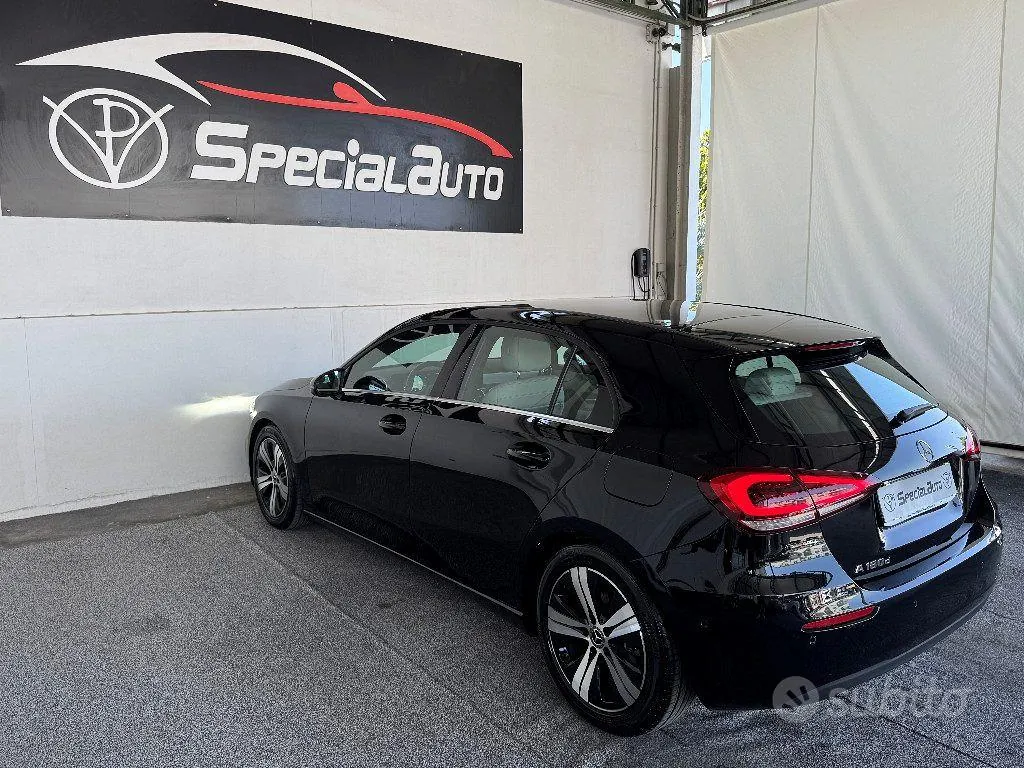 Mercedes-Benz A 180 2018 photo 4