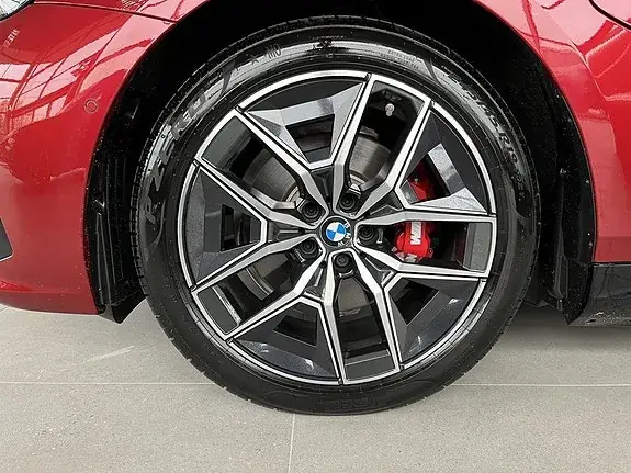 BMW 530E 2026 photo 4