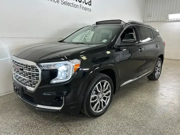 GMC Terrain 2024 photo 3