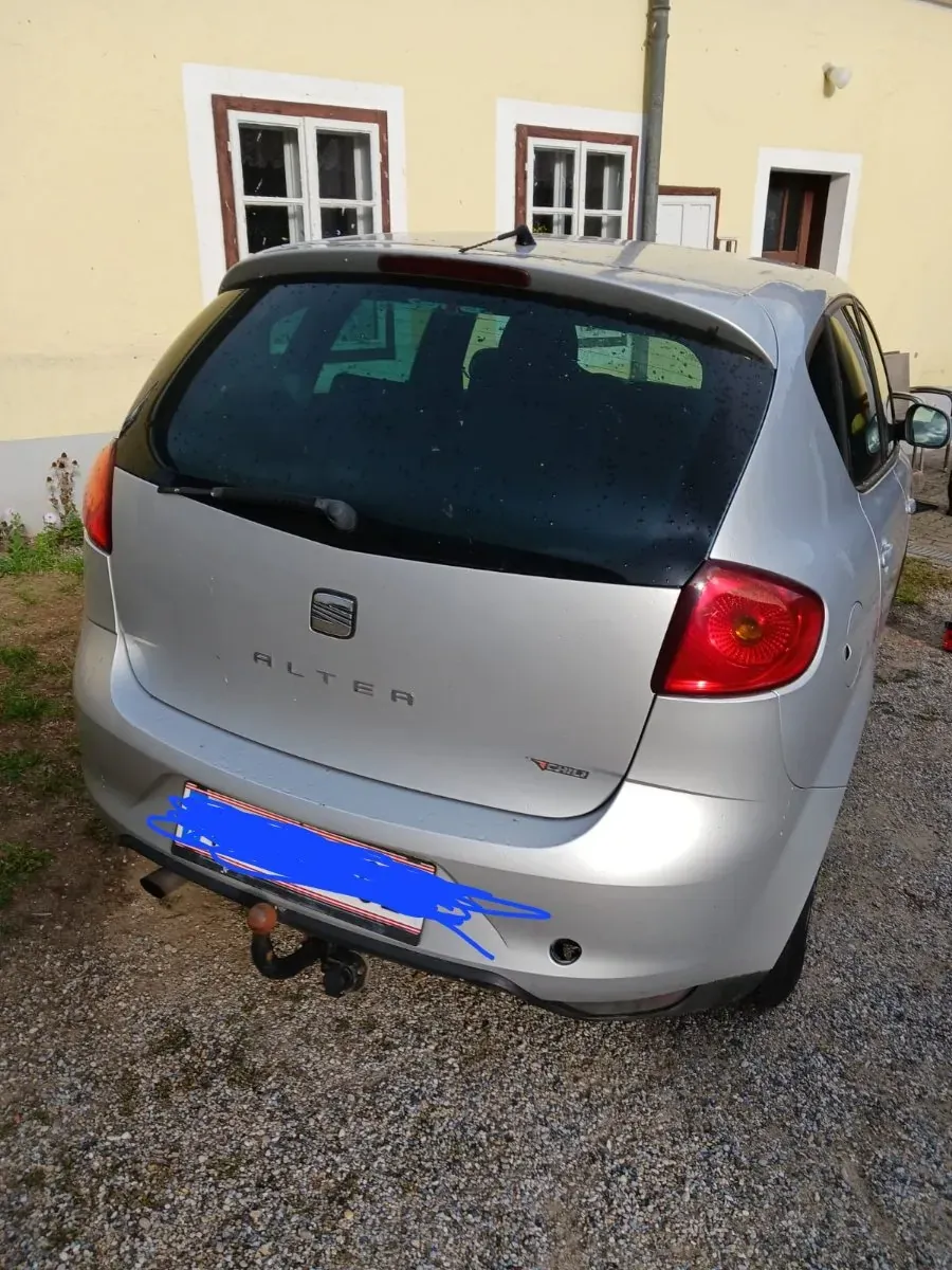 Seat Altea 2012 photo 2