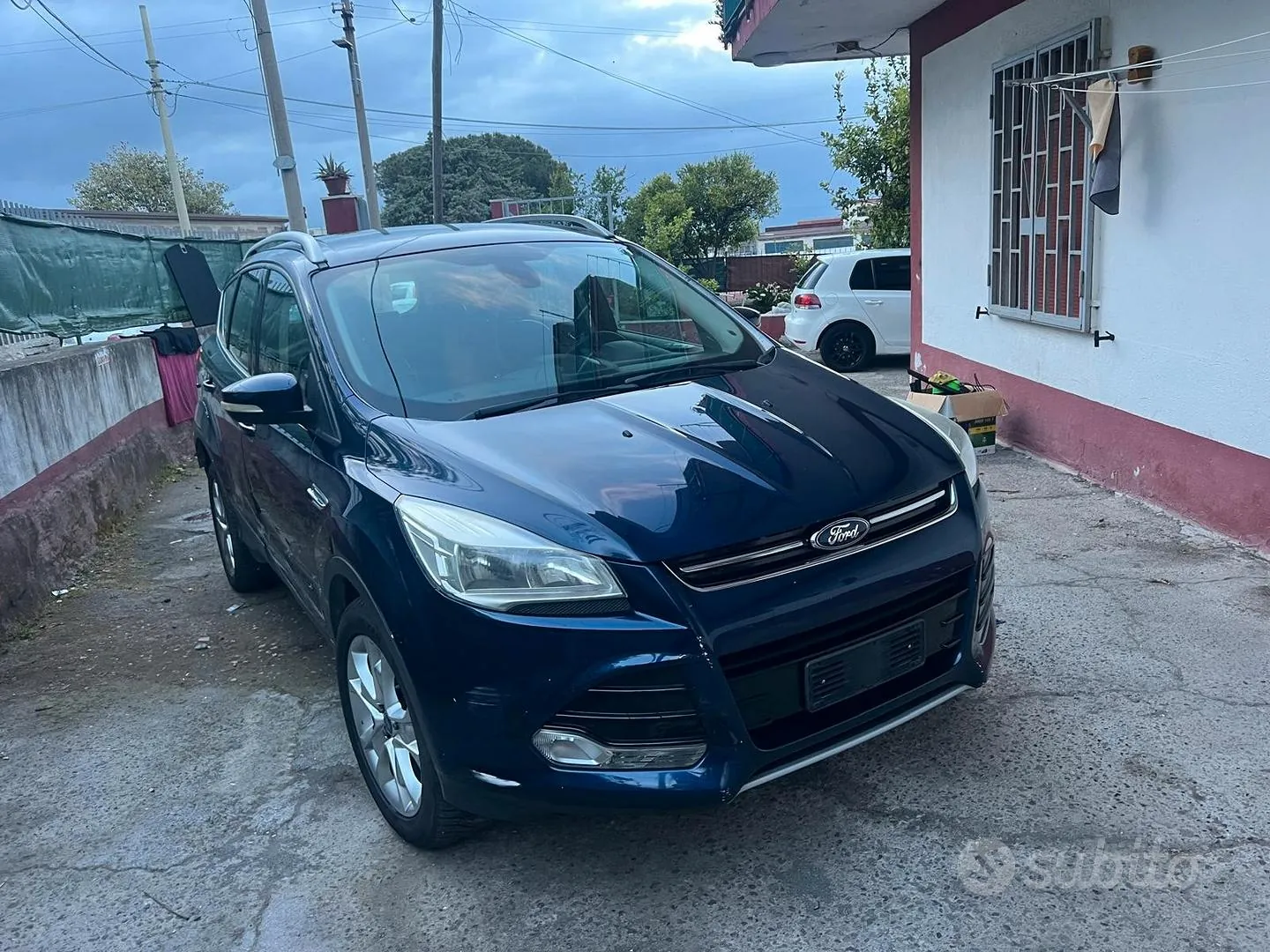 Ford Kuga 2013 photo 2
