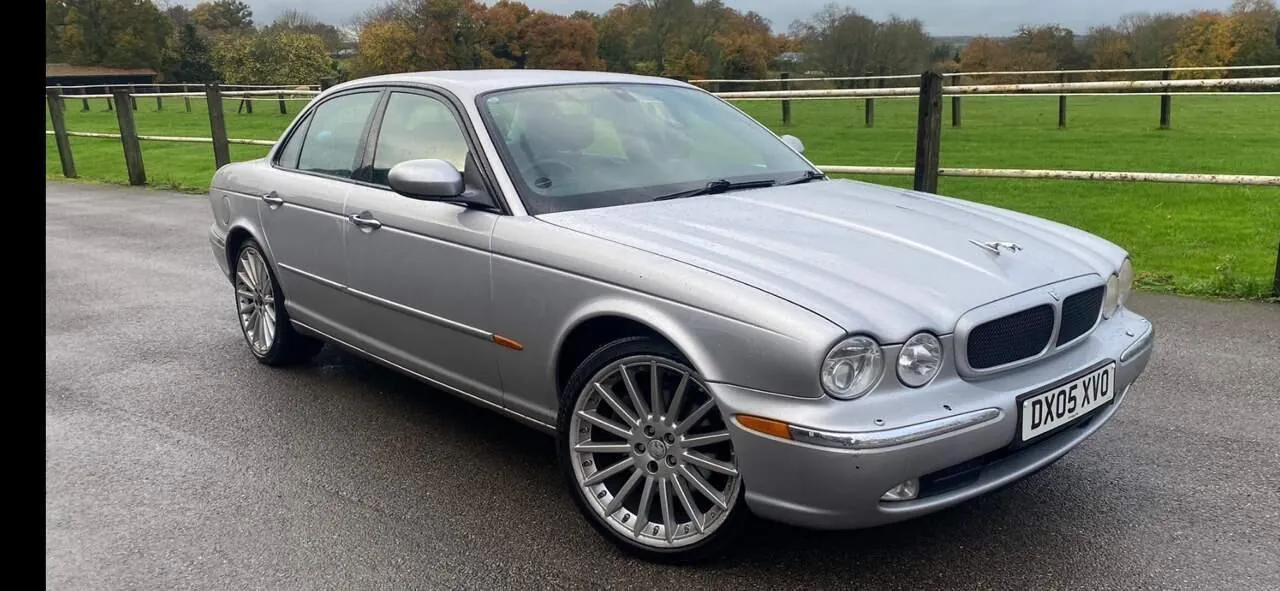 Jaguar Xj