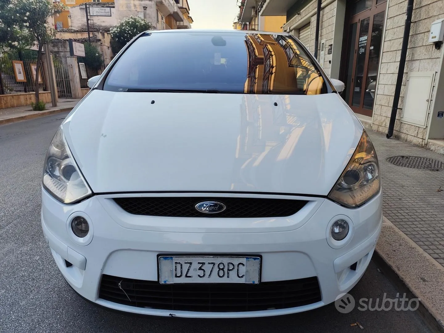 Ford S-Max 2009 photo 2