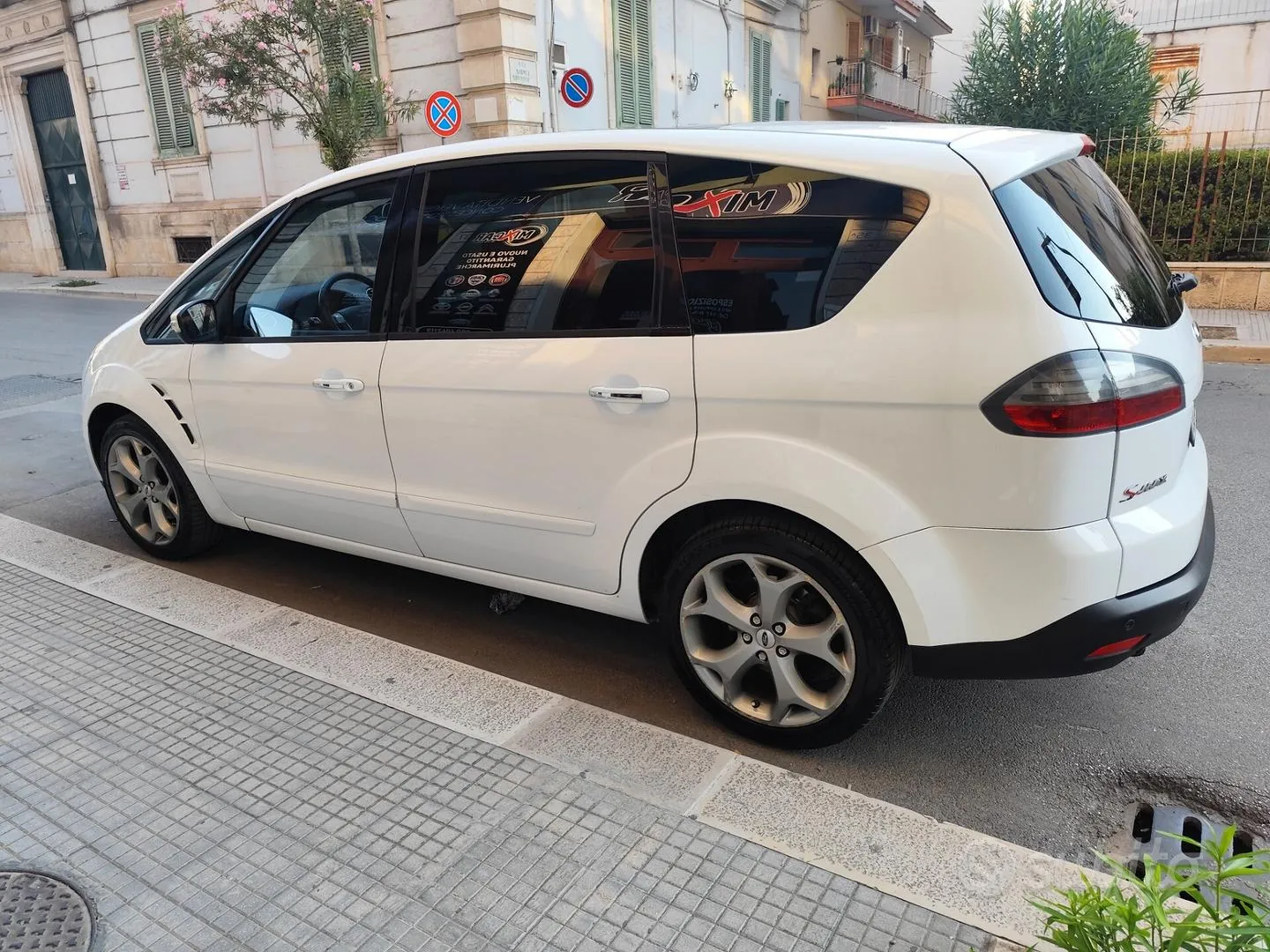Ford S-Max 2009 photo 5