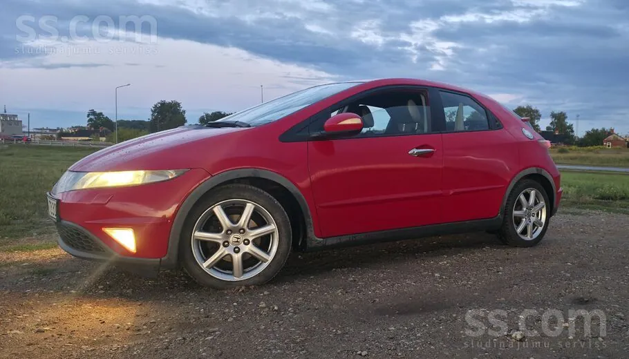 Honda Civic 2007 photo 4