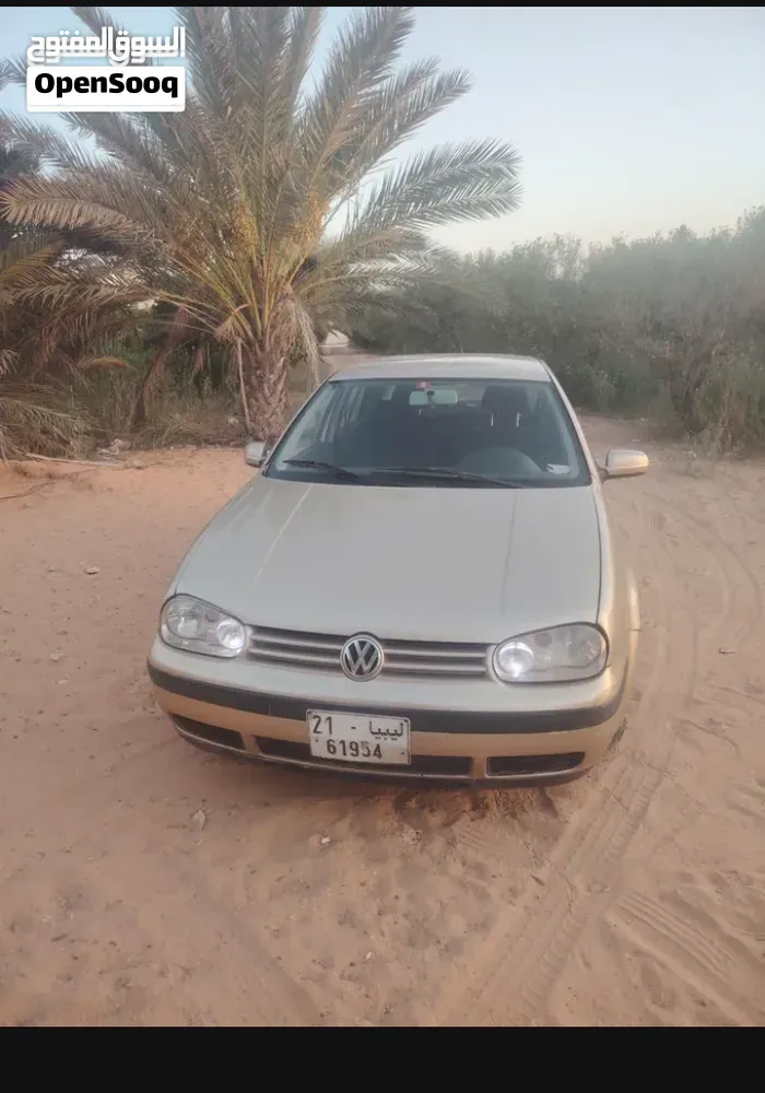 Volkswagen Golf 2004 photo 2