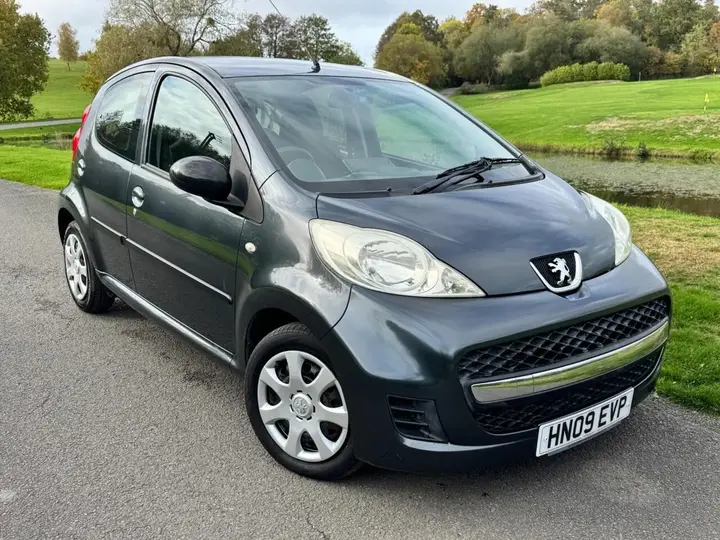 Peugeot 107 2009 photo 3