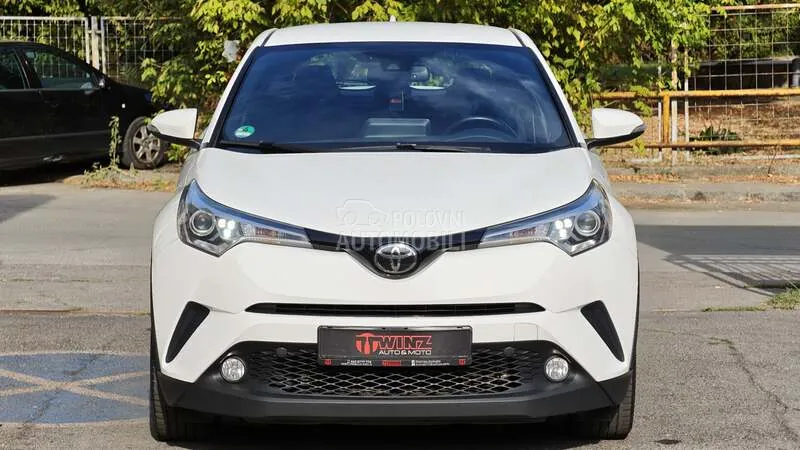 Toyota C-Hr 2019 photo 2