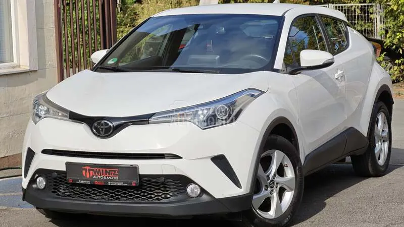 Toyota C-Hr 2019 photo 3