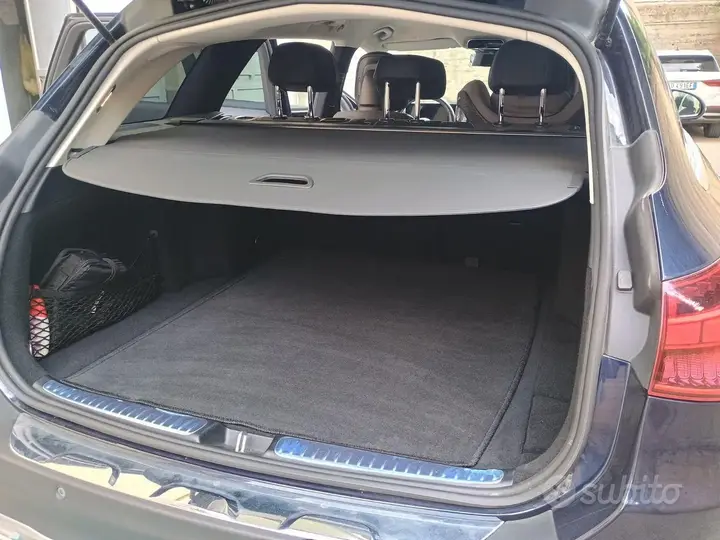 Mercedes-Benz C 220D 2023 photo 2
