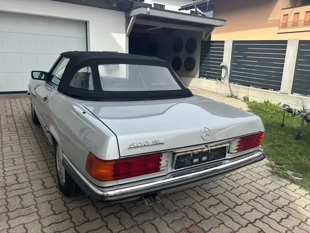 Mercedes-Benz Sl-Class 1988 photo 2