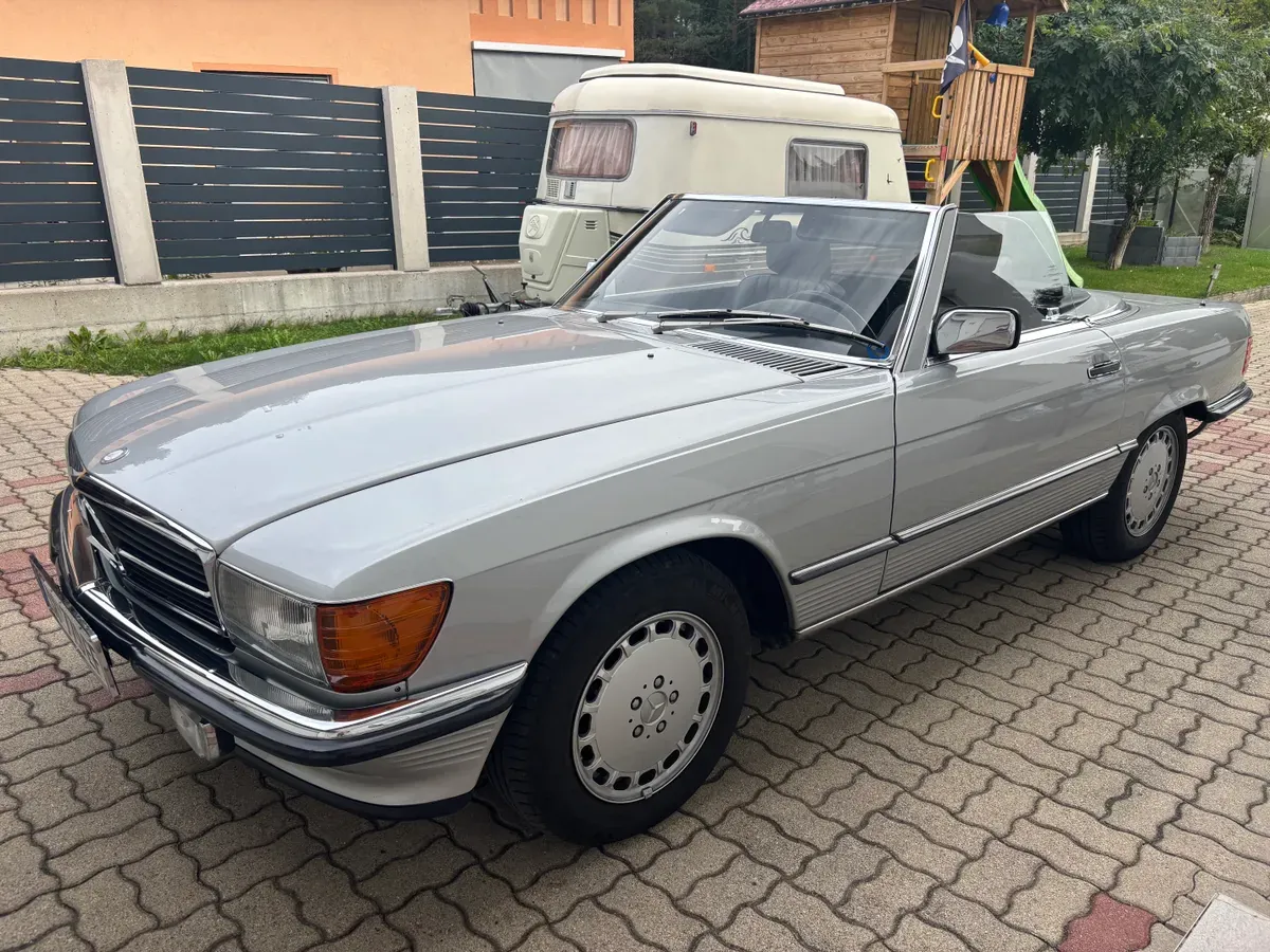 Mercedes-Benz Sl-Class 1988 photo 3