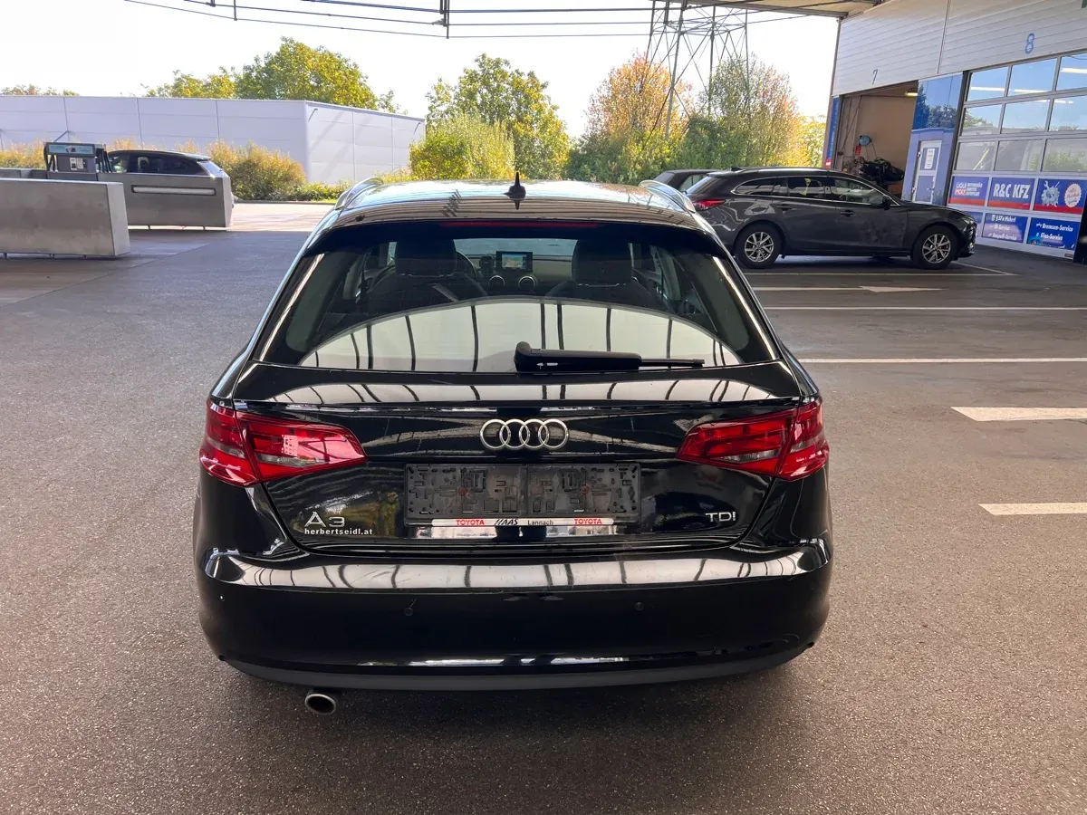 Audi A3 2016 photo 3