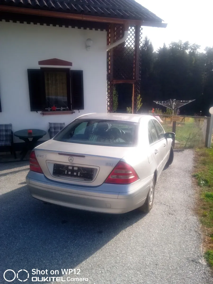 Mercedes-Benz 190 2001 photo 3