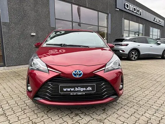 Toyota Yaris 2019 photo 2