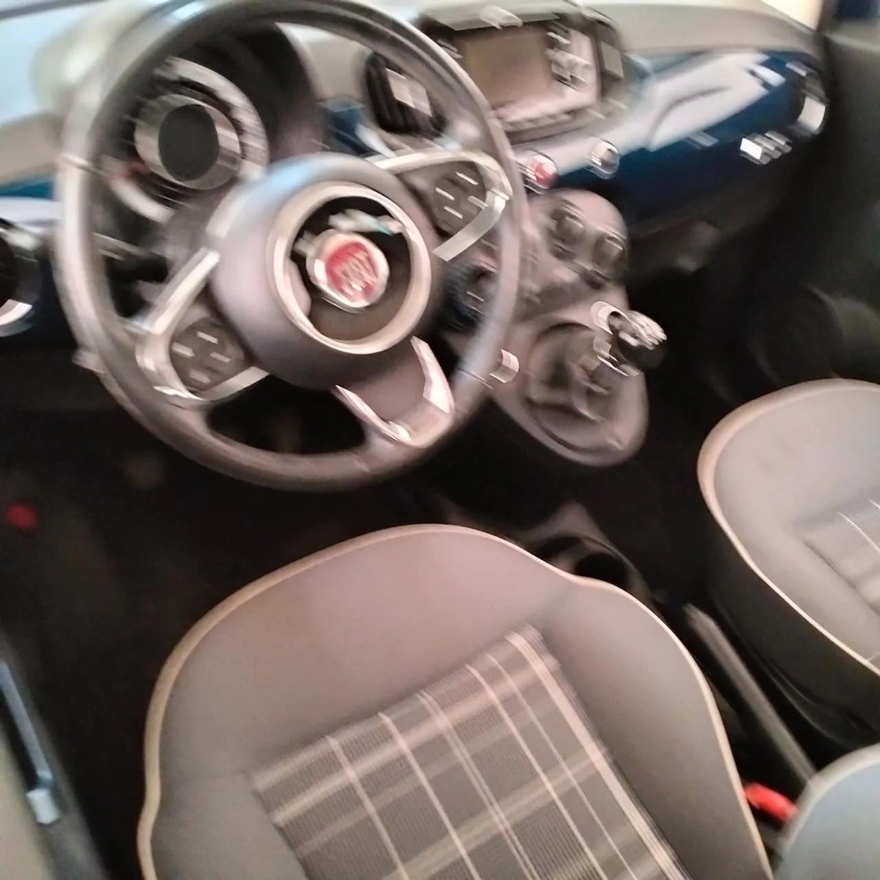 Fiat 500 2018 photo 2