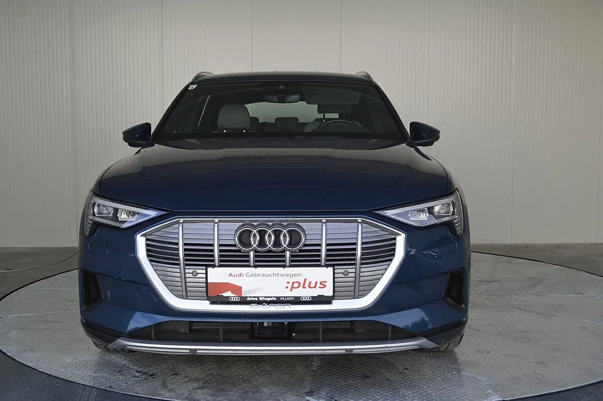 Audi E-Tron 2019 photo 2