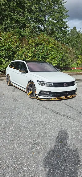 Volkswagen Passat 2018 photo 2