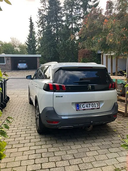 Peugeot 5008 2018 photo 2