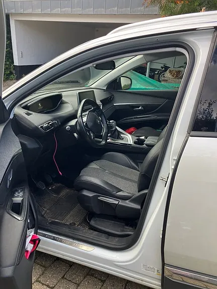 Peugeot 5008 2018 photo 3
