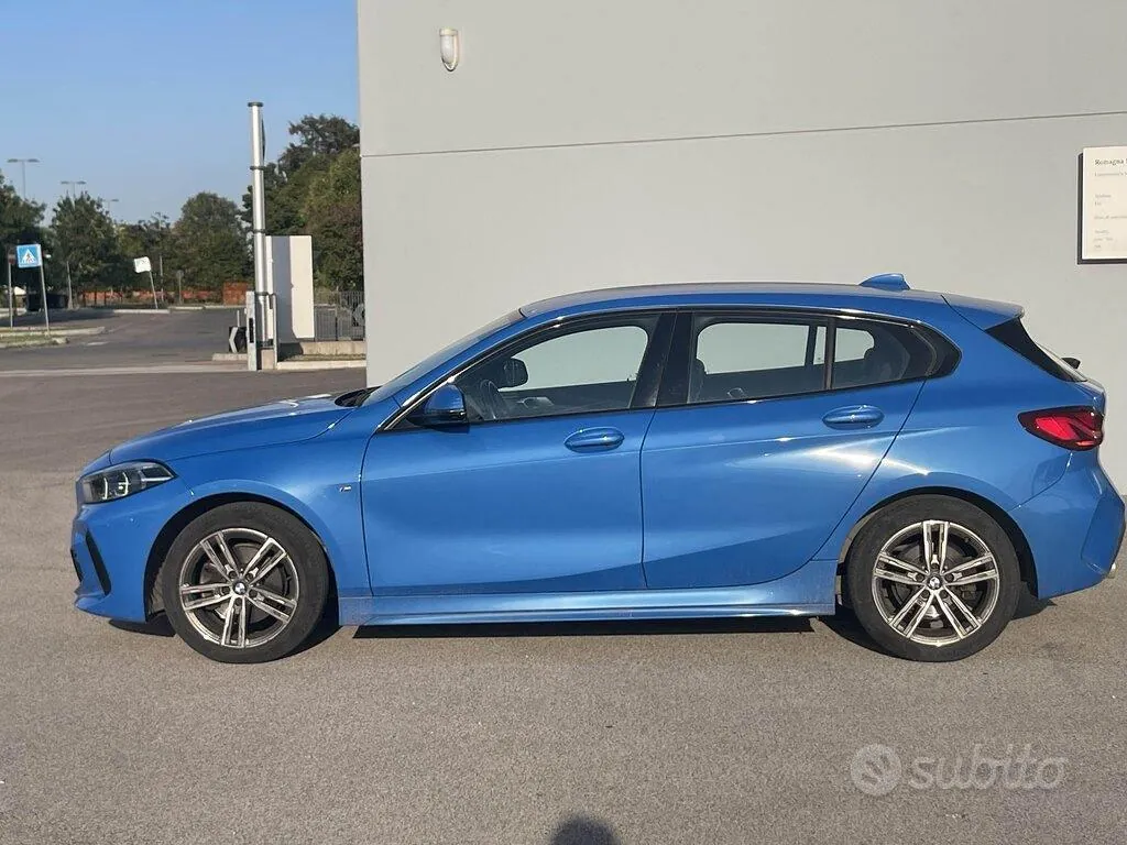 BMW 1 Series 2022 photo 3